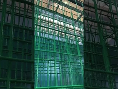 Dreieckiger Garten gekrümmter 3D-Zaun Schweißdraht PVC-beschichteter Gartenzaun