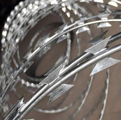 Doppelsträngiges Concertina-Band BTO-22 Rasierstacheldraht Spirale galvanisiert