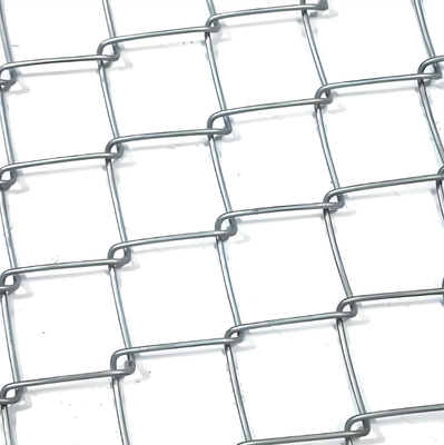 10 Gauge Hot Dip Galvanized Chain Link Zaun für Farm und Feld Sicherheit